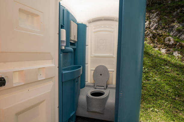 Best Porta potty delivery and setup  in Malvern, IA